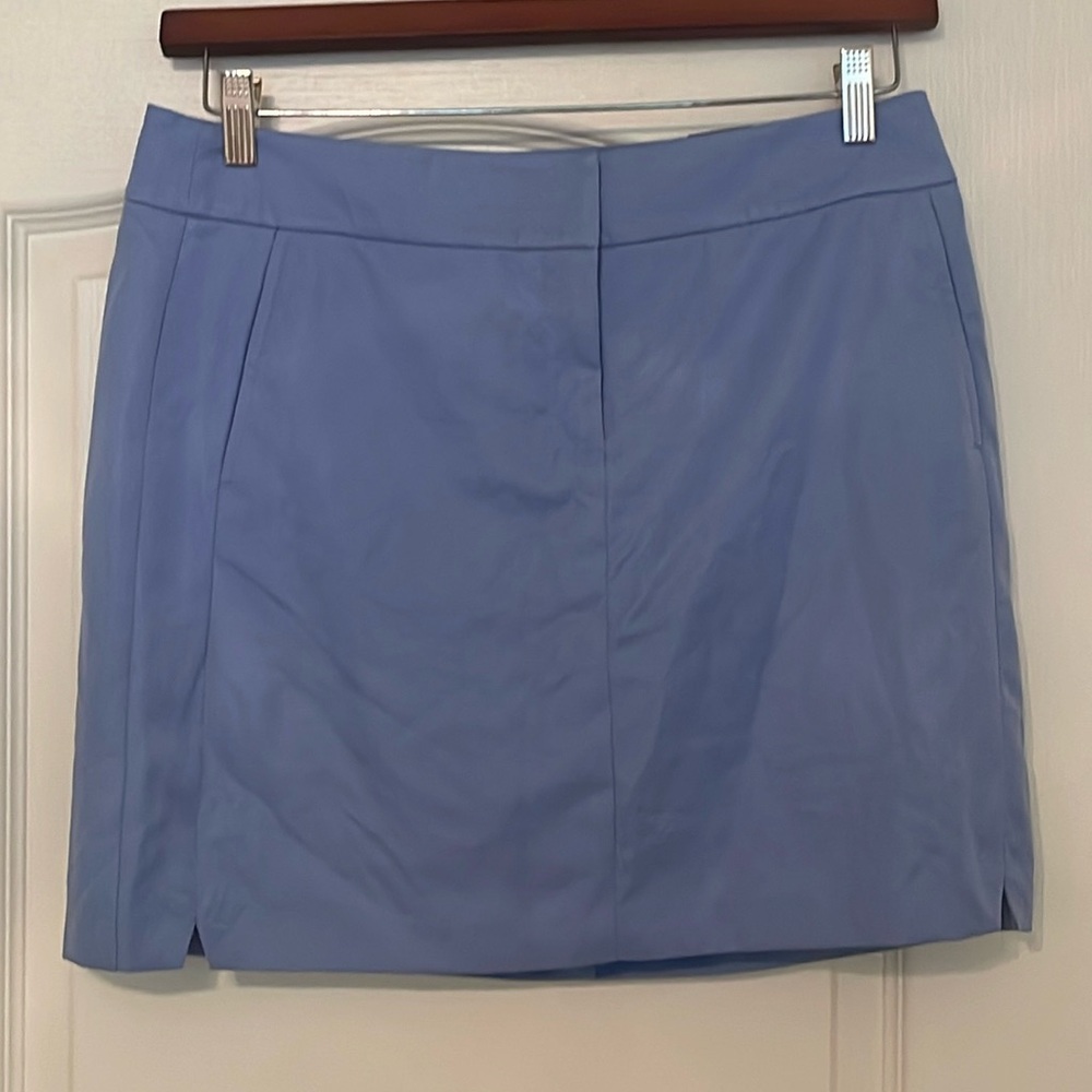 Womens Izod “ skorts”, light blue, New in perfect condition, Size 8